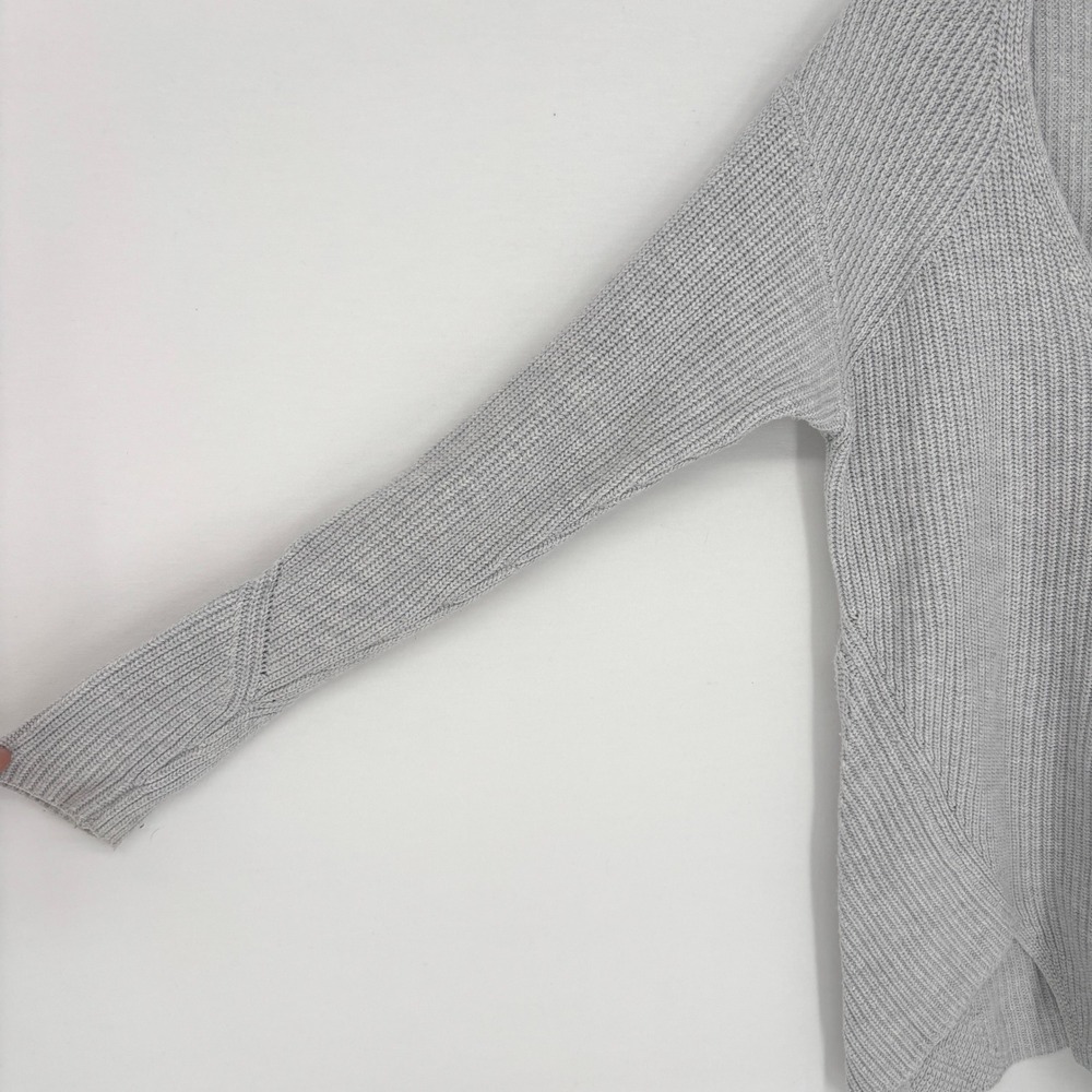 Cabi Gray Minimalist Cozy Ribbed V Neck Side Zip Sweater Capsule Womens S - Picture 3 of 8